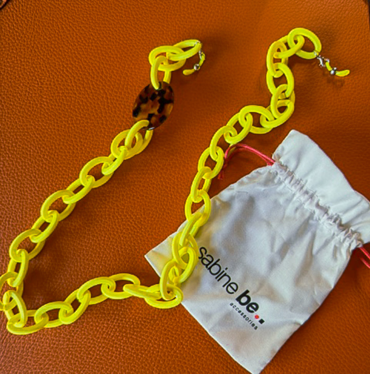 Sabine Be Pretty Chain fluoro yellow resin eyewear chain - front view